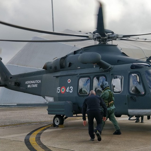 Avvicinamento con elica in movimento